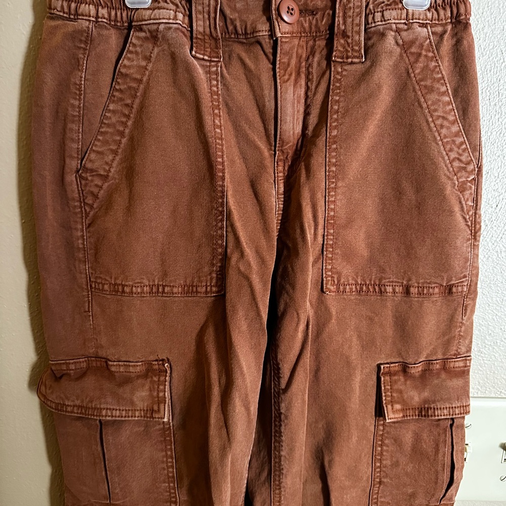 AE Women’s Cargo Pants